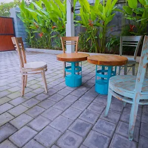 Kos Bulan Bali Guest house