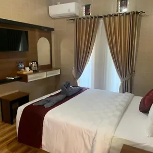 Tirtasuci House Inn
