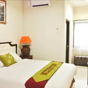 Tuban Torres Hotel