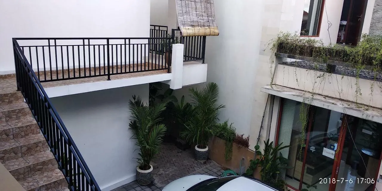 D'Pande Kuta Hotel Kuta